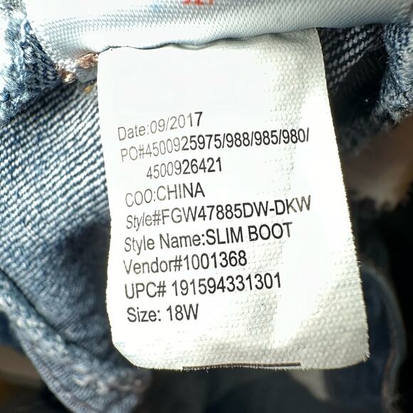 Faded Glory Distressed Patchwork Bohemian Slim Boot Dark Wash Jeans Sz 18W - Picture 6 of 6